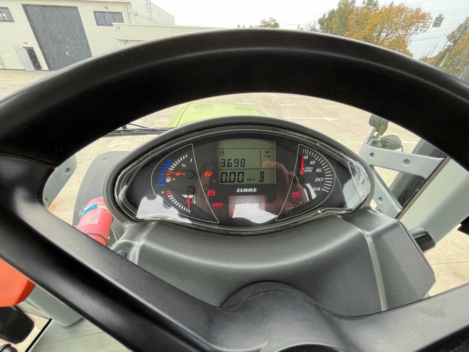 Tractor CLAAS Axion 800- PROMOTIE