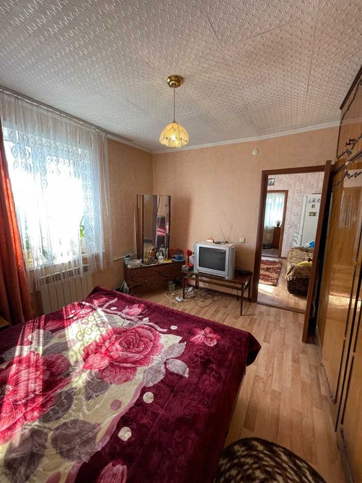 Продажа 1/4 часть дома Военный городок!