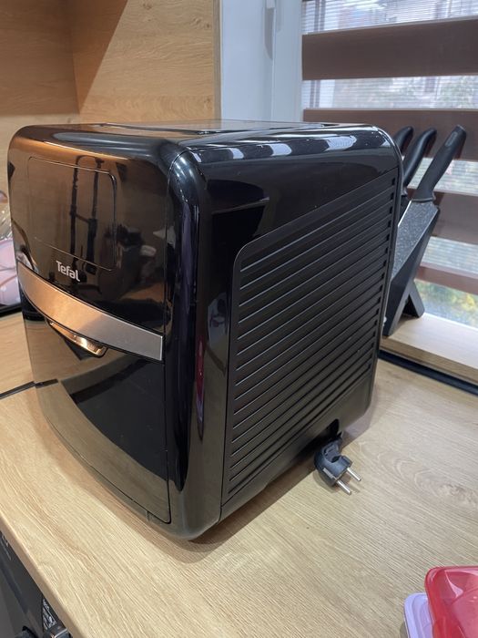 Здравословен уред за готвене(air fryer)