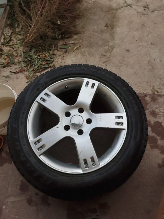 Зимние шины с дисками R17