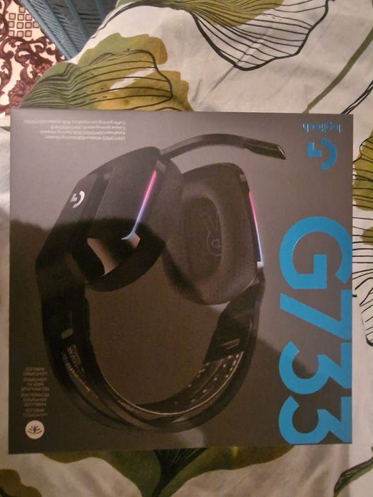 Casti Logitech G733