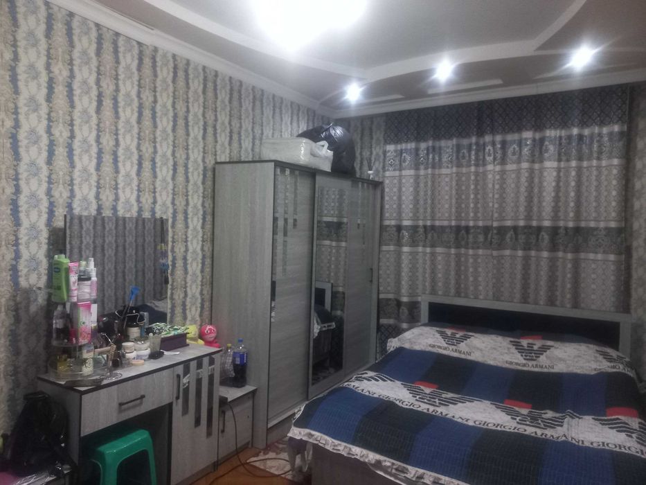 Продаётся квартира в мирабаском районе ул чехова  115кв .5 ком