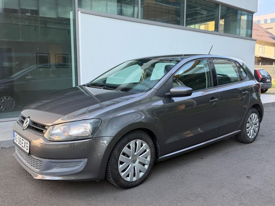 VOLKSWAGEN Polo 2011 — imagine 3