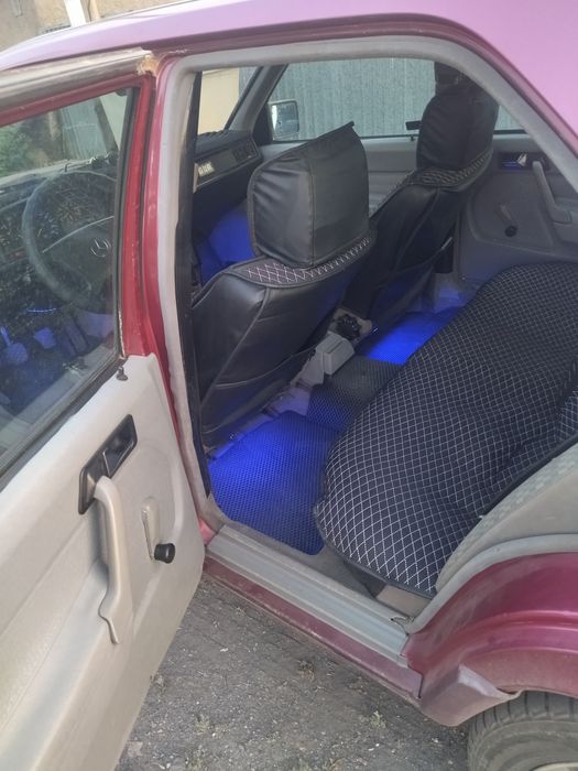 Продам мерседес 190