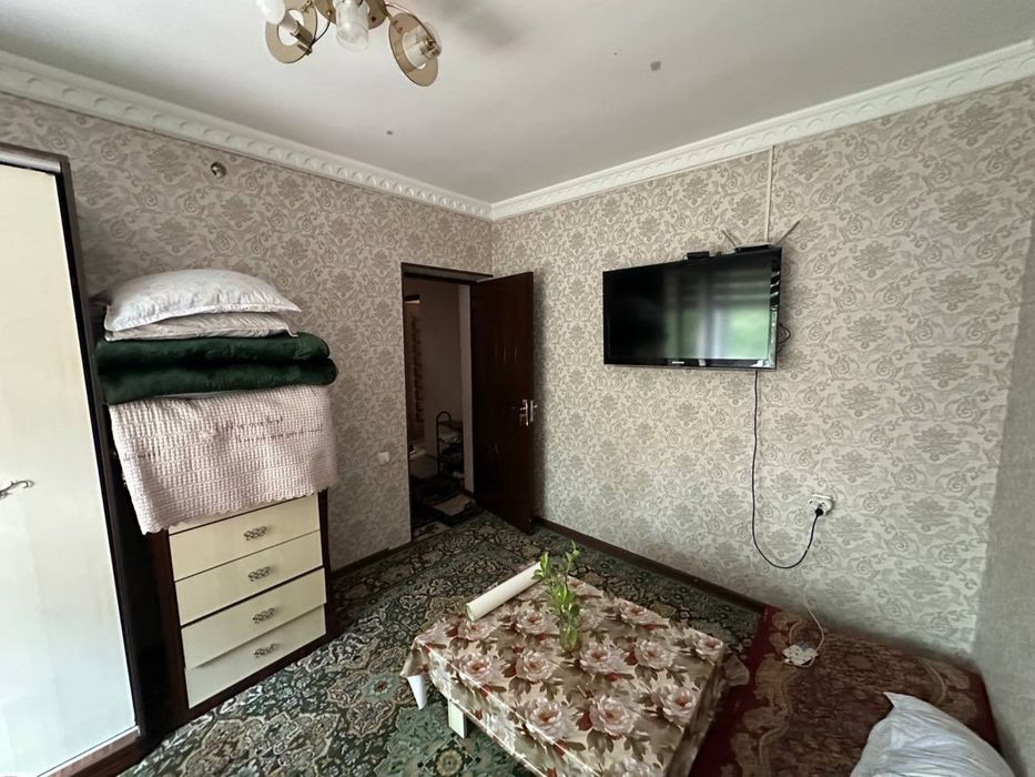 Квартира сотилади Кора камиш 1/2 сой буйи 2 хона хаваси оркаси