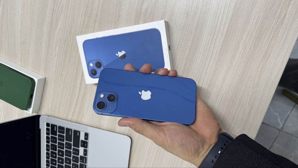 iPhone 13 + коробка чехол