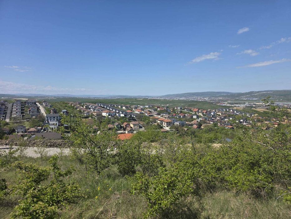 TEREN U-N-I-C-A-T! 755 mp în Dezmir | Panoramă spectaculoasă 180° | Ideal pentru casă individuală