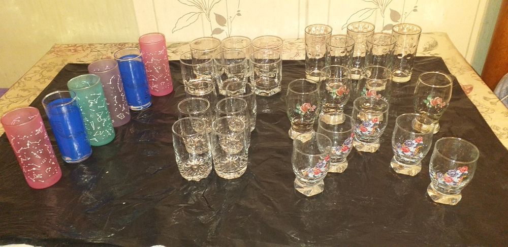 Стаканы разные мкр восток