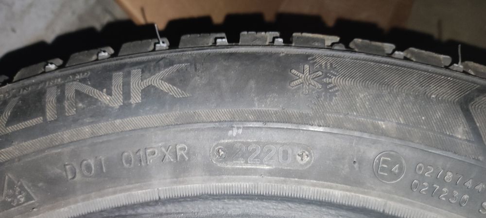 Срочно продам зимнюю резину