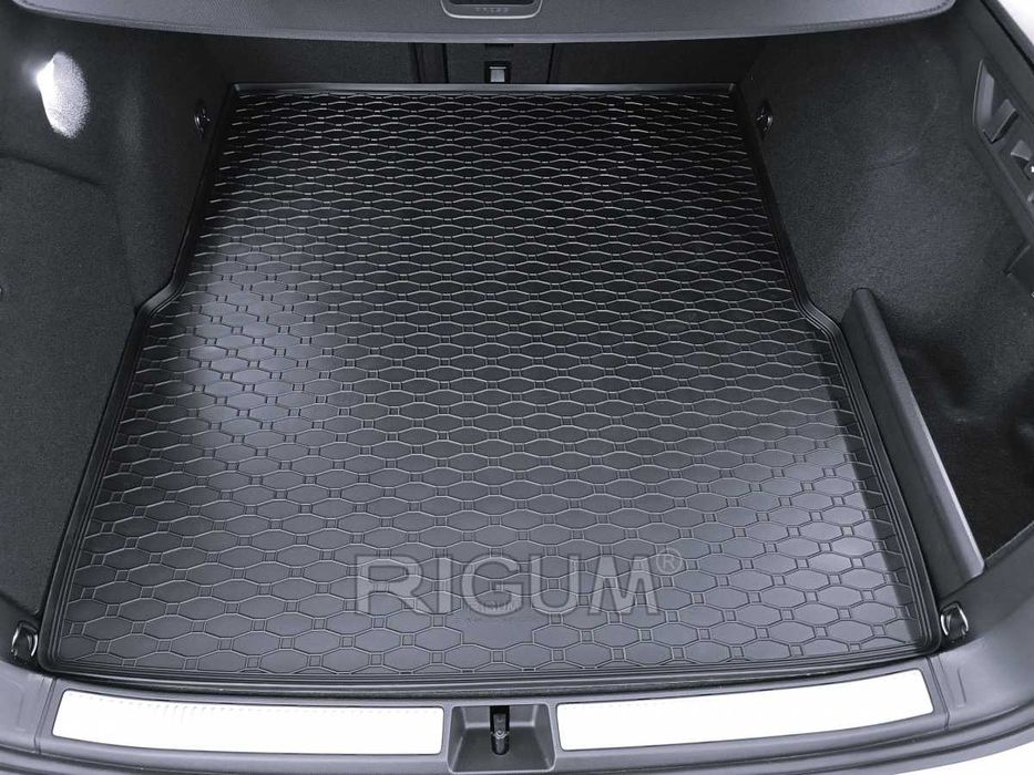 Гумени стелки или багажник SKODA Superb от 2024 г.