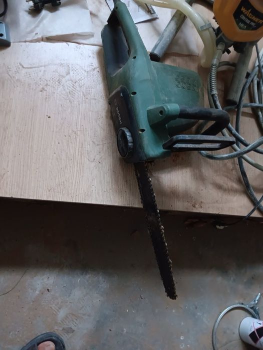 Електрическа резачка Bosch