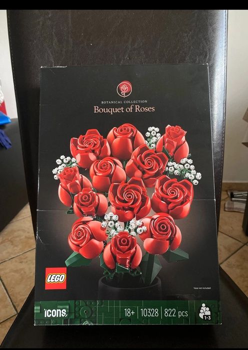 LEGO® ICONS™ - Bouquet of Roses (10328)