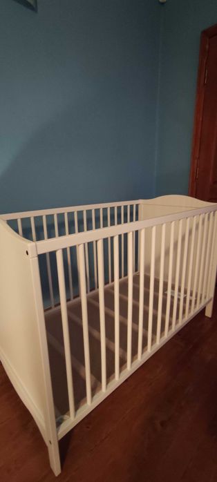 Бебешка кошара с матрак и протектори