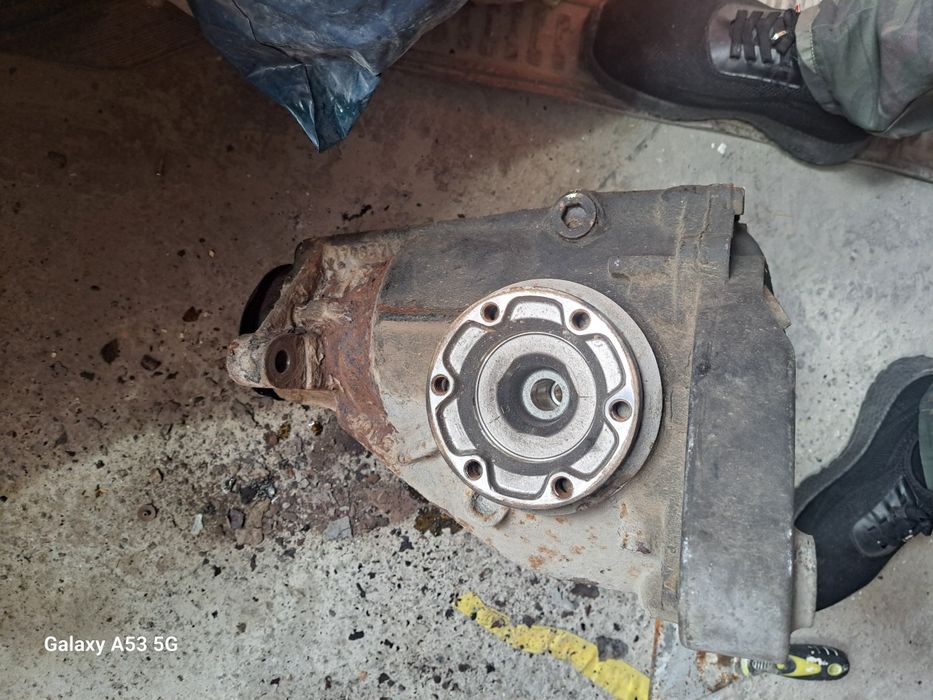 Продам усиленный редуктор BMW E38.