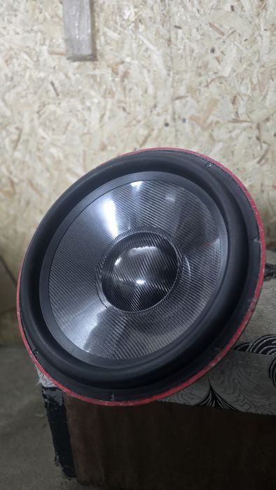 В продаже сабвуфер 18нео кастом