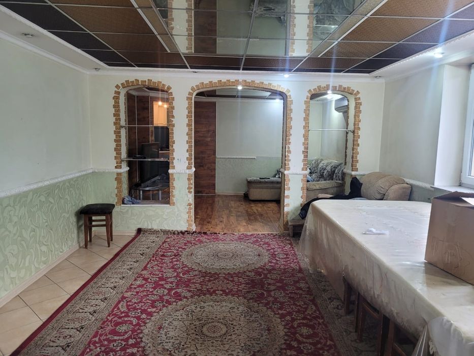 Дом в Центре (Камбарова - Комратова)