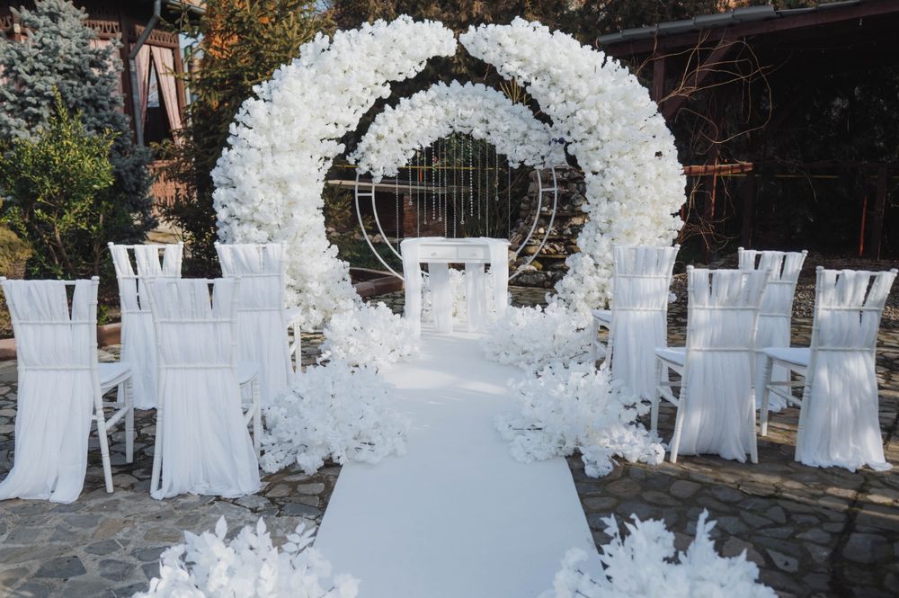 Aranjamente florare/ panou foto/ masuta/stalpisori