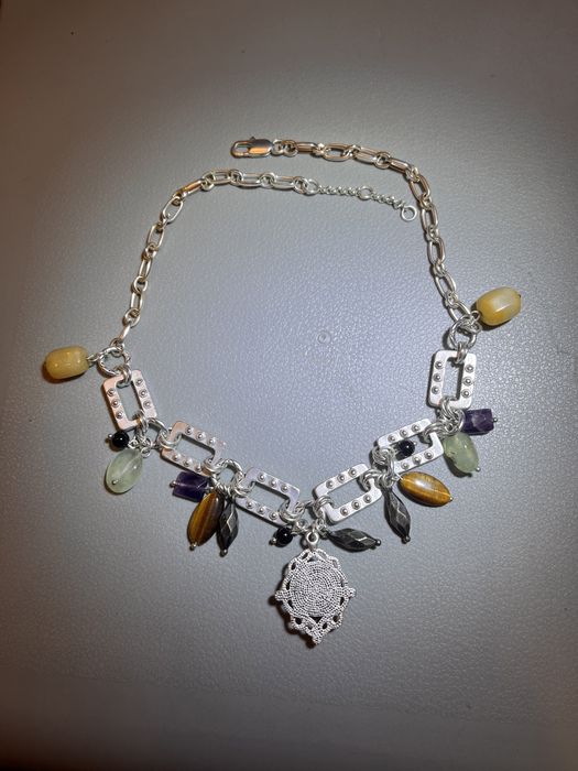 Колье с натуральными камнями