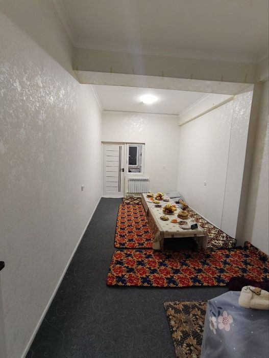 Bir honaliy uy sotiladi