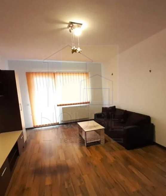 Дава се под наем Двустаен апартамент в Пловдив, Христо Смирненски - 65 кв.м за 229.5 € - Снимка #2