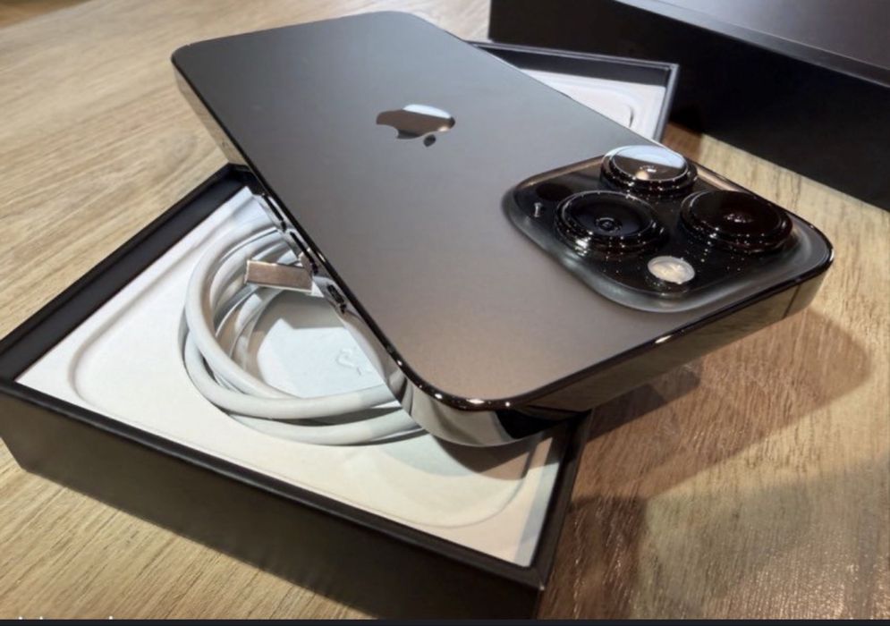 Новый 13 Pro 256гб