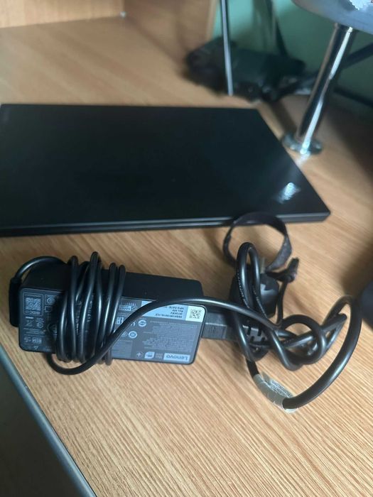 Lenovo ThinkPad T480 – i7 / 32GB RAM / 256 GB SSD pentru piese sau reparat