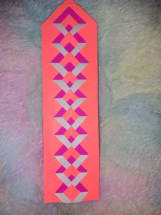 Книгоразделител „Сръчни ръчички”