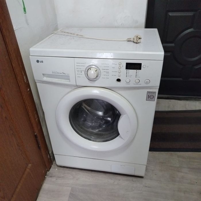 Продам стиральную машину LG