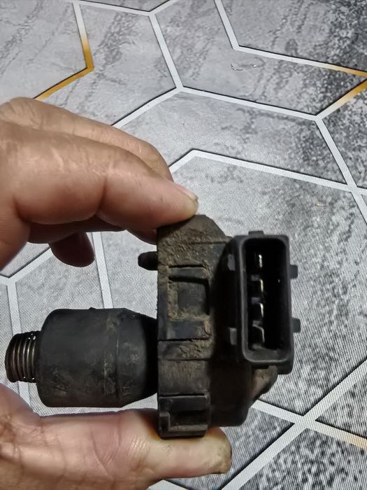 Запчасти Ауди датчик холостого хода