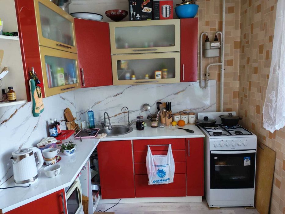 Продаётся 2-комнатная квартира в микрорайоне Береке