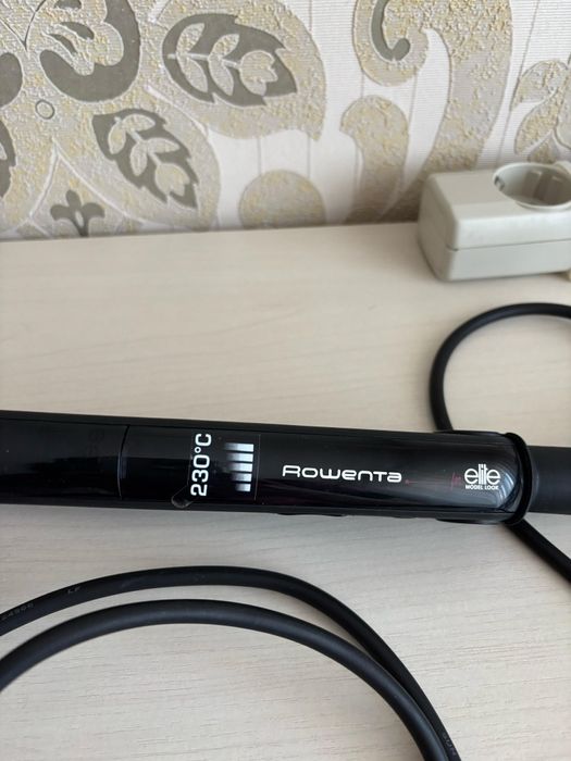 Продам фен, выпрямитель