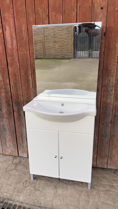 Lavoar Ghiuveta Baie Masca dulap Oglinda