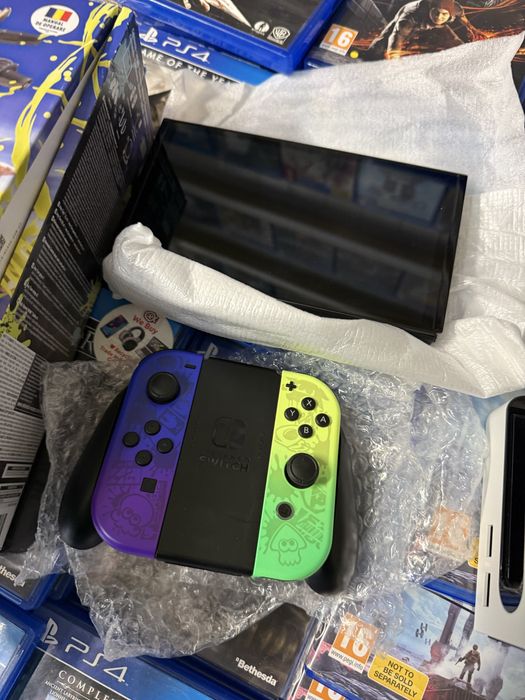 Nintendo Switch OLED Splatoon Edition, complet, ca nou, cutie
