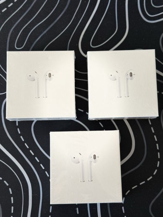 Наушники Airpods