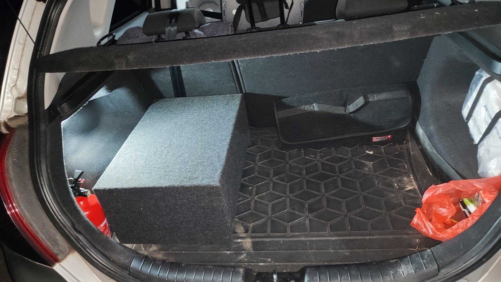 Субуфер за автомобил 12 инча слим