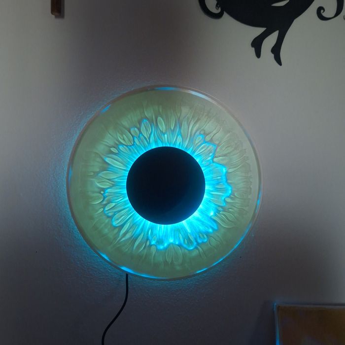 Aplica iris cu lumini