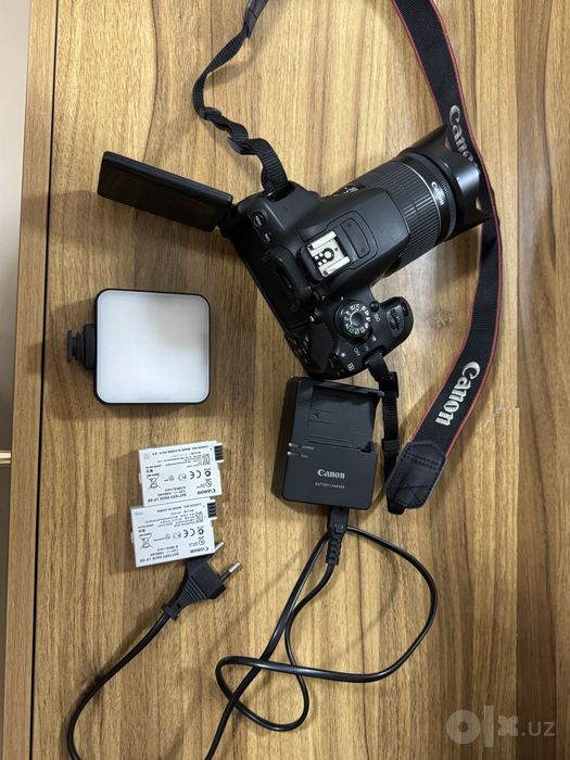 Fotoaparat Canon 700 D