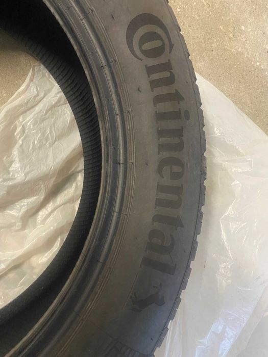 215/55 R17 - 2x Anvelope Continental M+S / 2x Anvelope Michelin vara