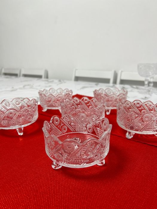 Вазы в отличном состоянии по 300т .