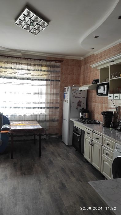 Продажа 3 ком . квартиры