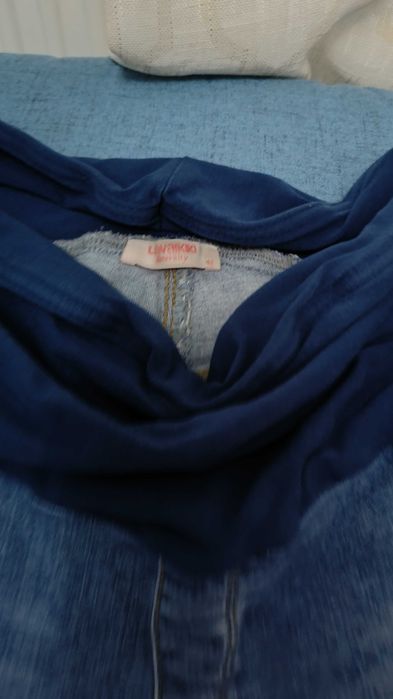 Vand 2 perechi de blugi pentru gravide purtati foarte putin