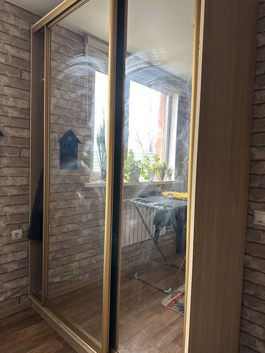 Продам шкаф. Очень удобный