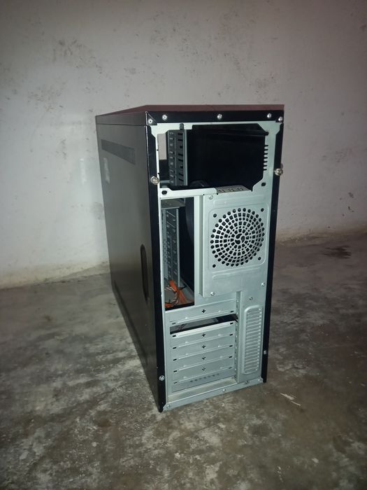 Carcasa  pc. atx 48 42 18
