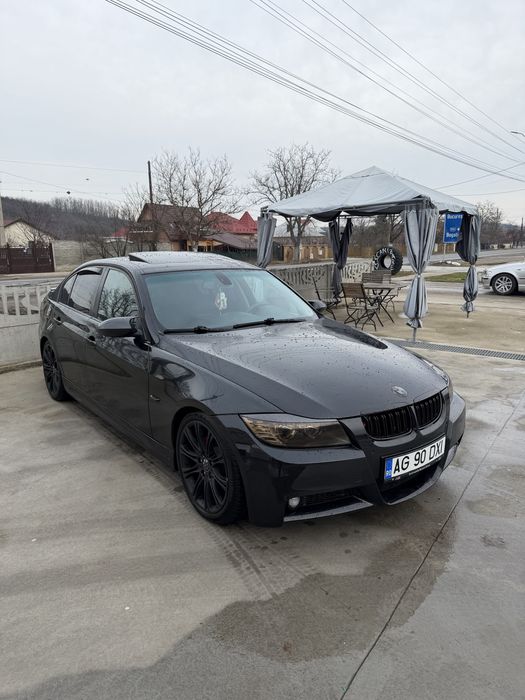 BMW E90 2.0D – Trapă, Manual