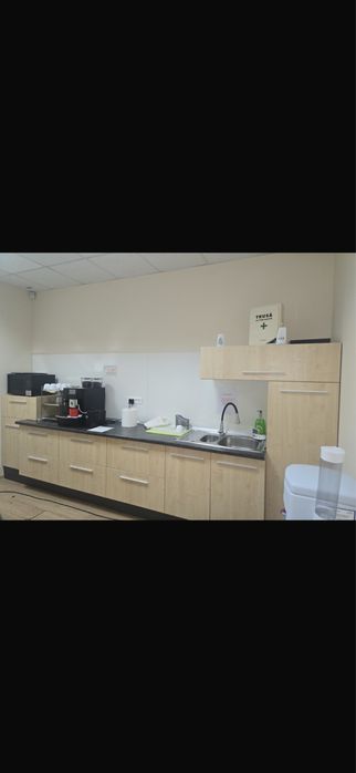 Inchiriez spatiu comercial Tiglina 1