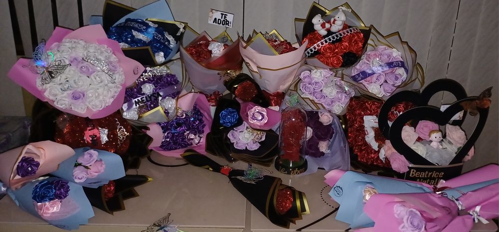 Vand trandafiri de satin, de sapun si imperiali!