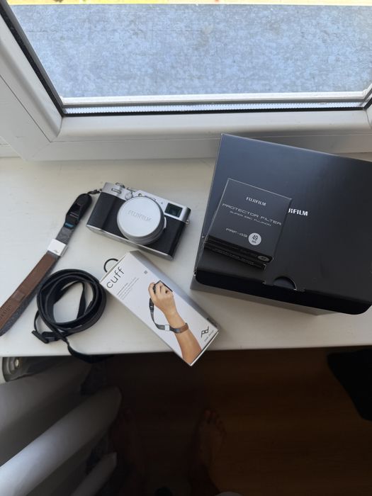 Продам свой Fujifilm x100vi в отличном состоянии