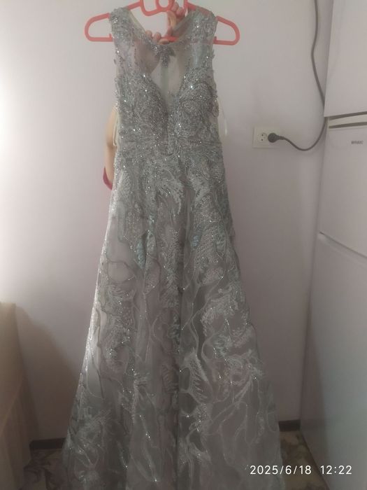 Вечерное платье.