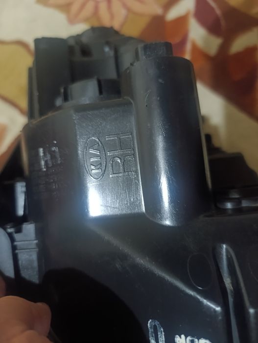 Фара на кия Mohave