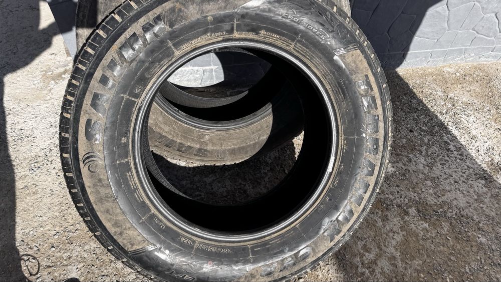 Продается шины 265/65R17